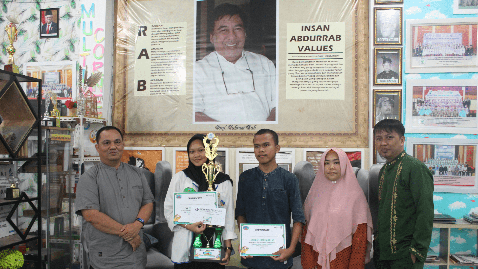 470-tahniah-smk-abdurrab-memenangkan-erlangga-english-speech-contest-2023